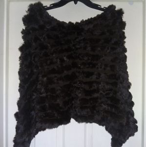 BCBG MAX AZRIA Rabbit Fur poncho, OS